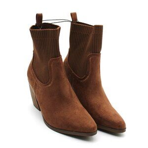 Brown Ankle Height Woman's Boots